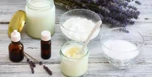 لماذا الشبة والفازلين لمزيل العرق؟