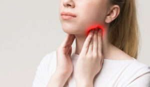 أسباب التهاب اللوزتين