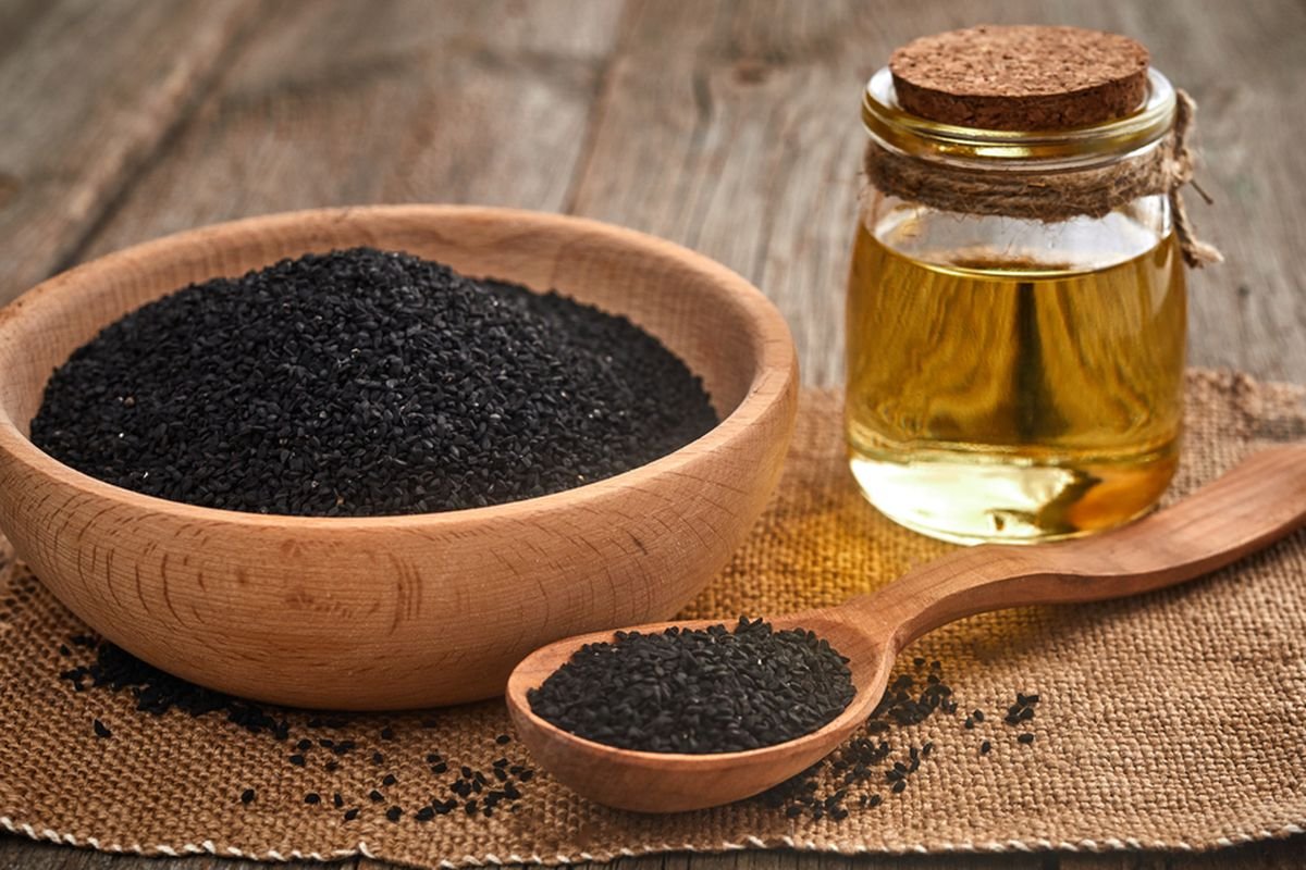 تأثير الإفراط في زيت حبة البركة على الكبد والكلى