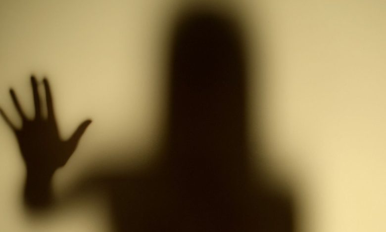 الفرق بين المس الشيطاني والمس الجن