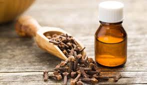 زيت القرنفل والعناية الشخصية
