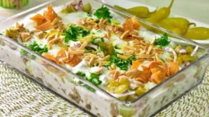 تقديم فتة الشاورما بشكل شهي