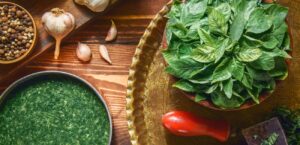 فوائد صحية لتناول الملوخية