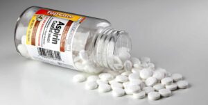 كيف يؤثر الأسبرين على المعدة؟