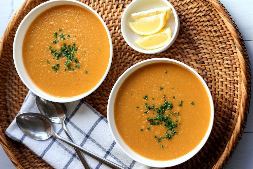 فوائد شوربة العدس في فصل الشتاء