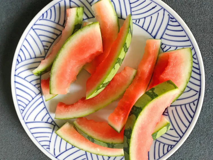 طرق تحضير شاي قشر البطيخ