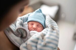 دلالات الولادة في الأحلام للمتزوجة