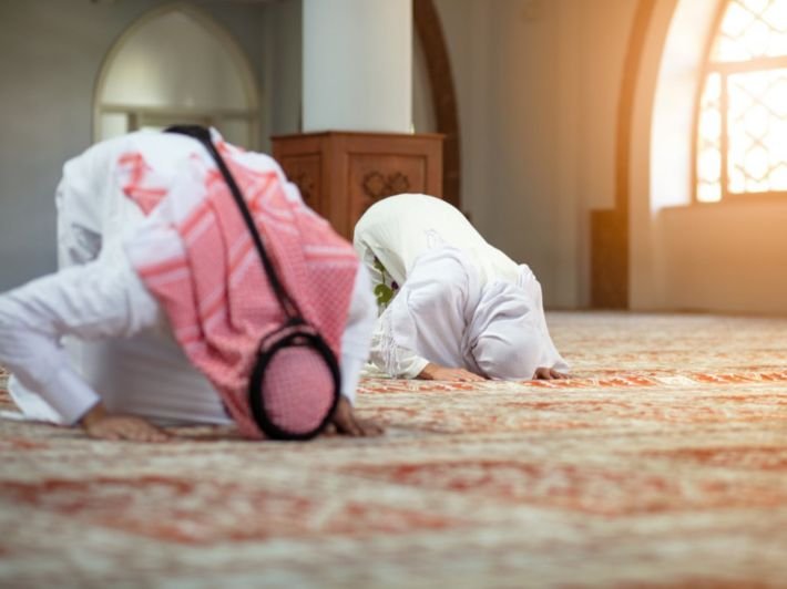 الخطوات التفصيلية لأداء صلاة الشكر