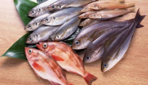 الأسماك وصحة البشرة والشعر لدى المرأة