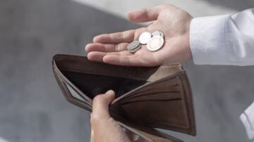 كيفية التعامل مع حالات الاستغلال والظلم