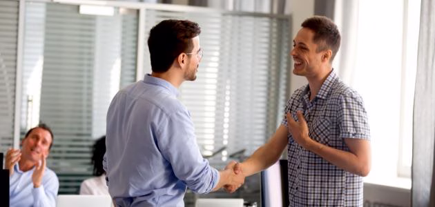 حسن الخلق مع الناس