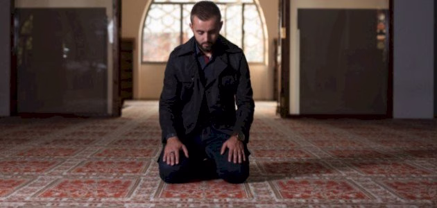 الدعاء بين السجدتين