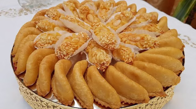 الاختلافات بين كعب الغزال المغربي والتقليدي