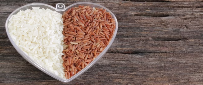 الفرق بين الأرز الأبيض والبني في التفسير