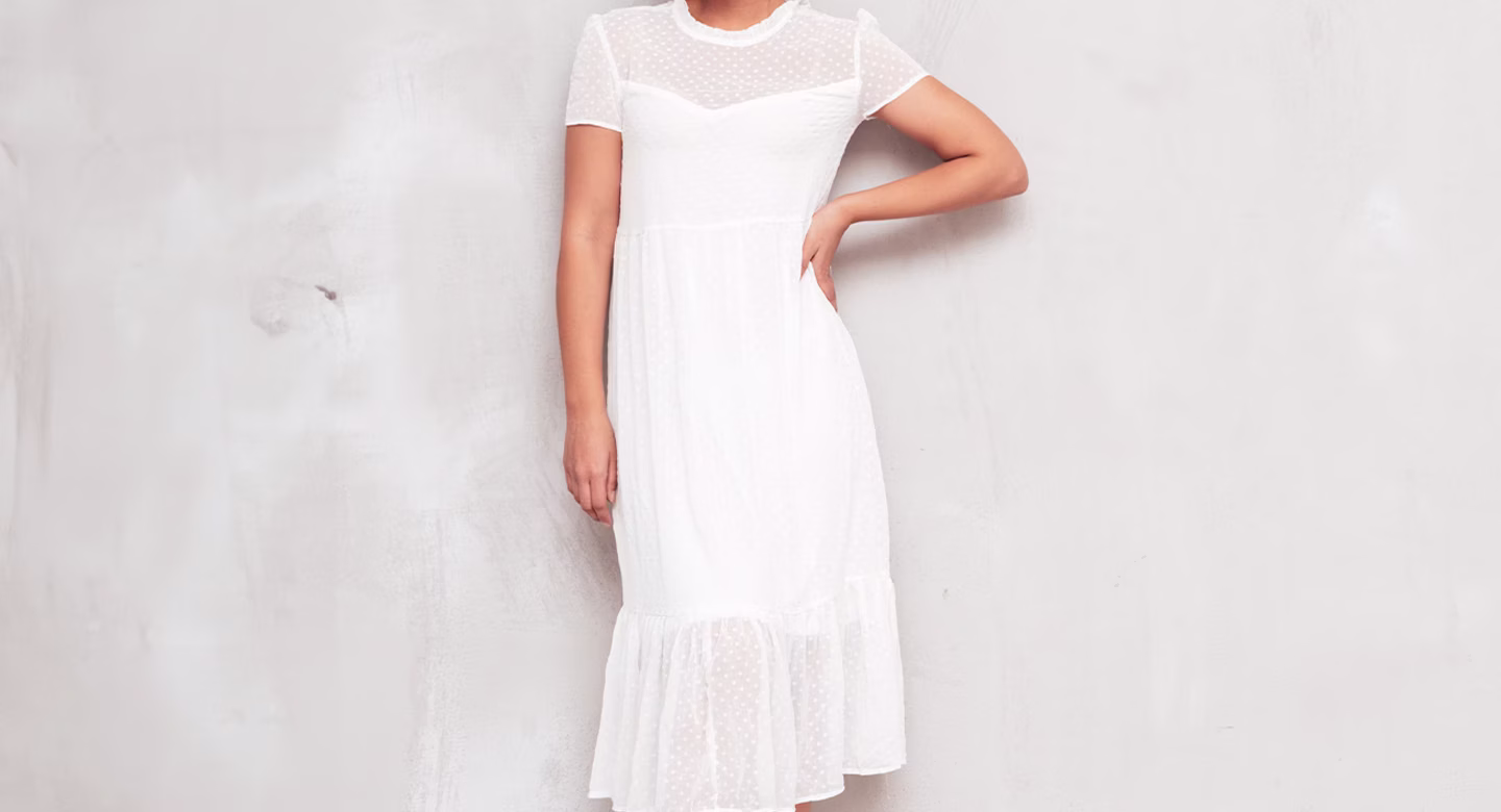 دلالات تلقي الملابس البيضاء كهدية